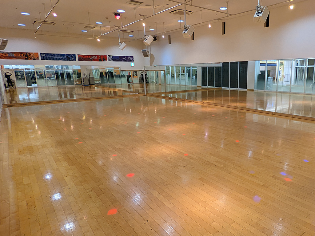 グンゼスポーツ橿原 Aスタジオ