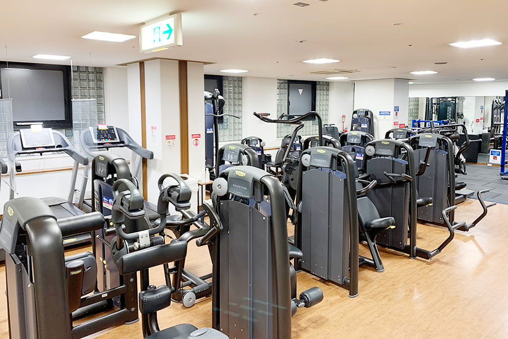 グンゼスポーツ川西 ストレングスマシン