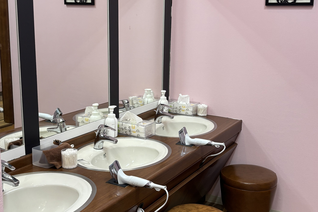 グンゼスポーツ川西 パウダールーム